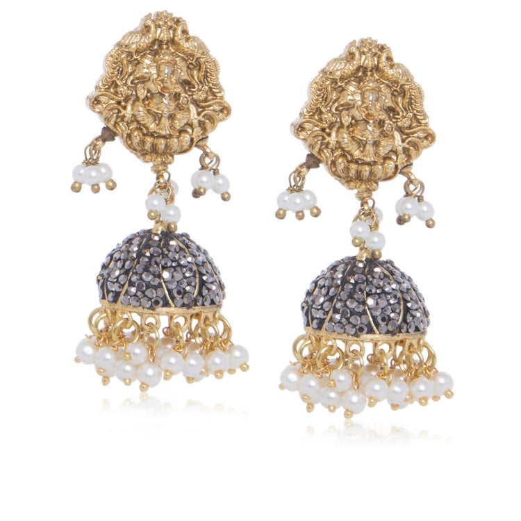 Chaarvi Earring