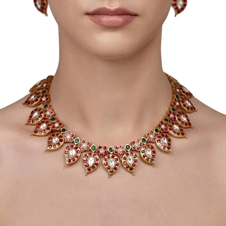 LOHITAKA NECKLACE