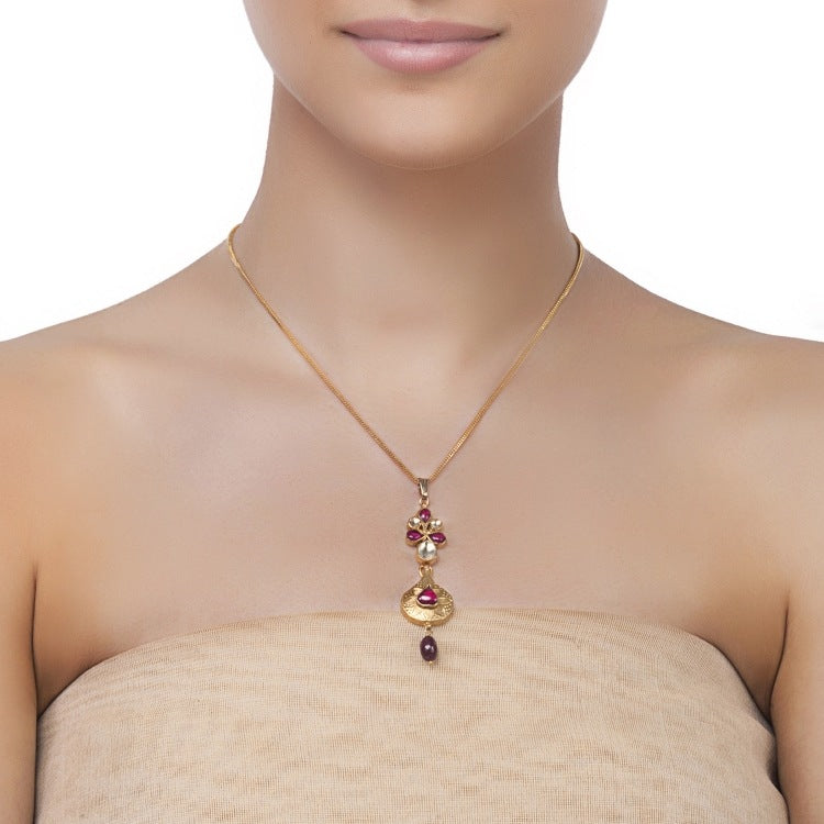 DELICATE KUNDAN PENDANT NECKLACE