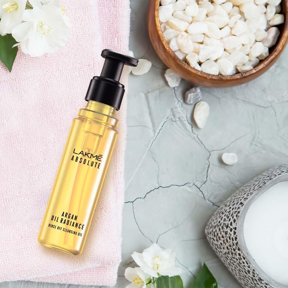Lakmé Absolute Argan Oil Radiance Rinse Off Cleansing Oil