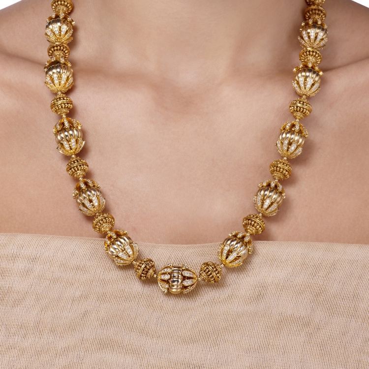 VICTORIAN GOLD BALL STRING NECKLACE