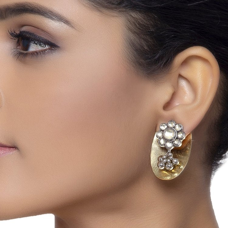 SILVER FLOWER KUNDAN EARRING