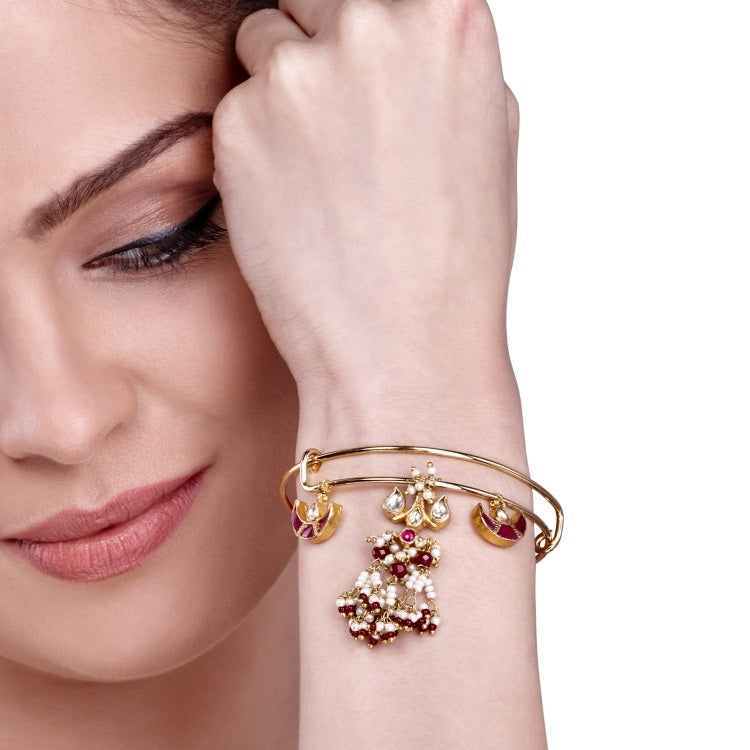Kundan Hanging Charm Bangle