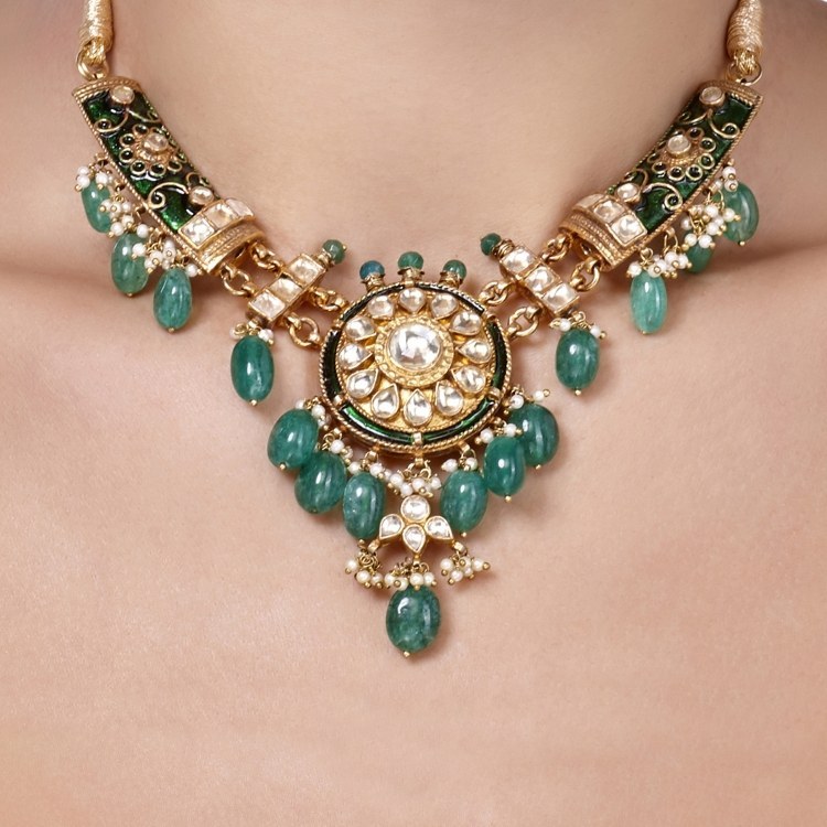 KUNDAN GREEN ONYX ROUND NECKLACE