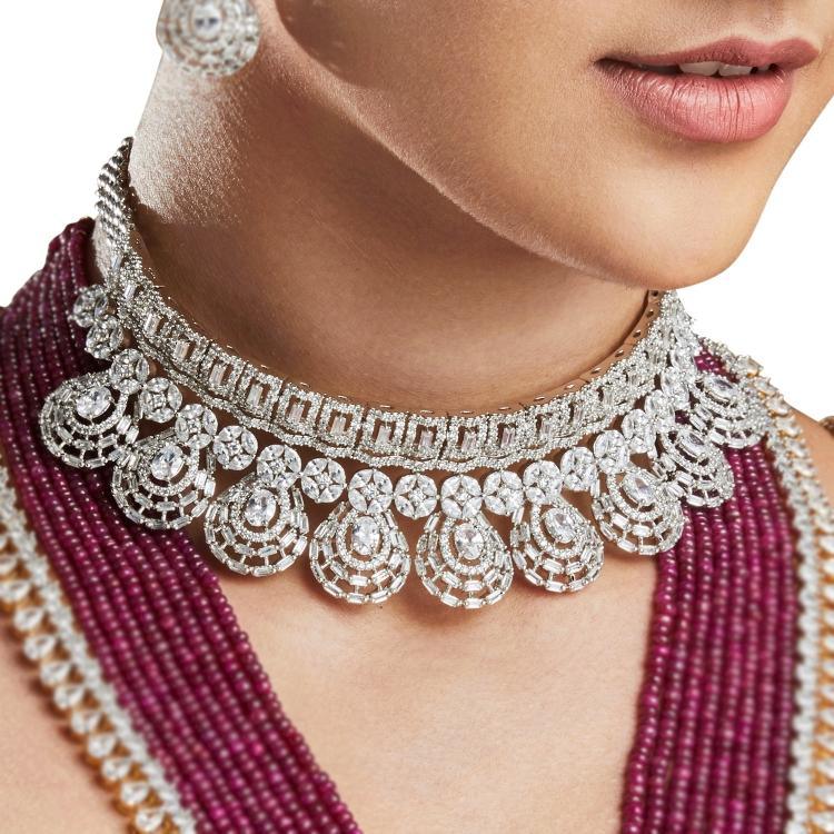 HARSHIDA NECKLACE