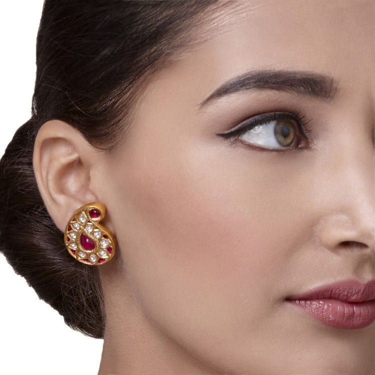 DEVANSHI EARRING