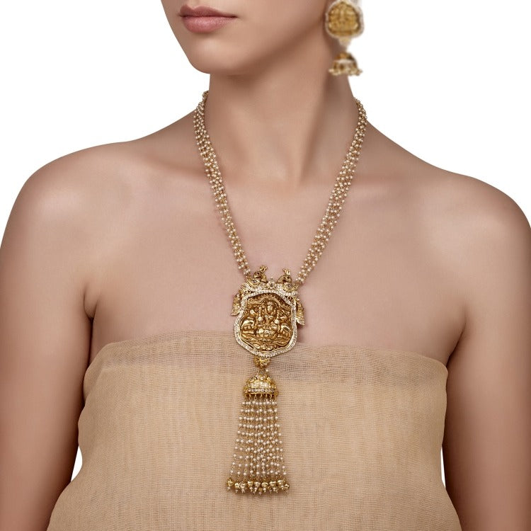 SHUCHI NECKLACE