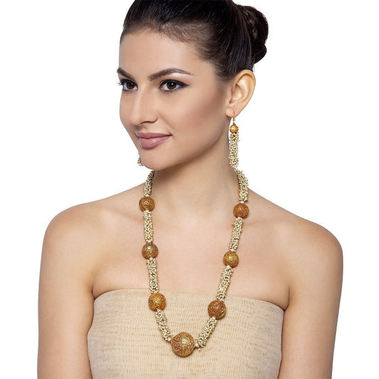 CARVED GOLD  PEARLS SET