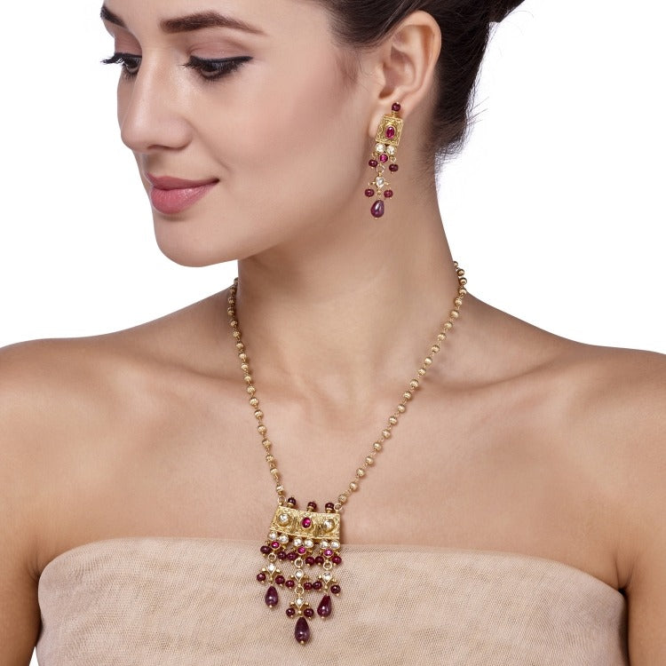 KUNDAN RUBY TEARDROP SET
