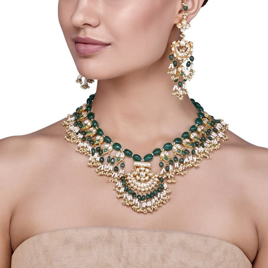 KUNDAN PEARL CHAND SET