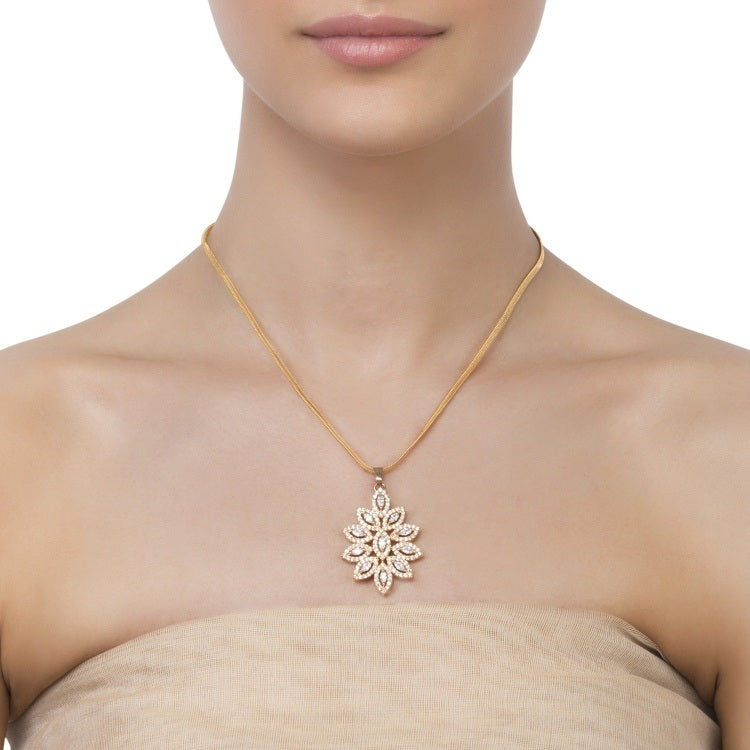 FINE ZIRCON FLOWER PENDANT