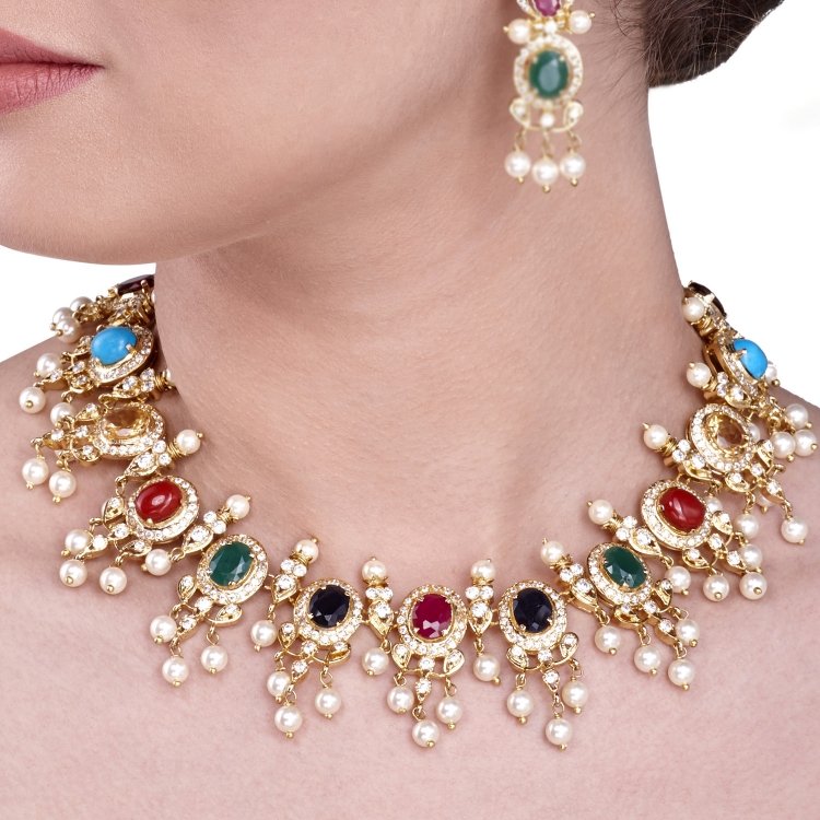 HEMA NECKLACE