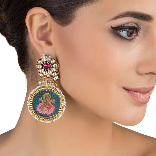 BHAARGAVEE EARRING
