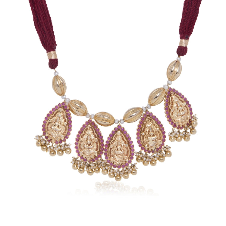 Aakaanksha Necklace