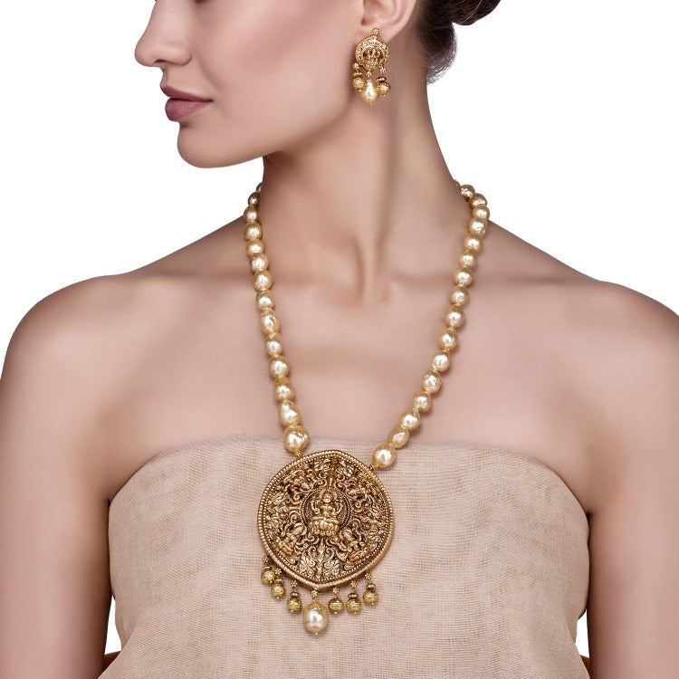 GOLDEN PEARLS LAKSHMI PENDANT