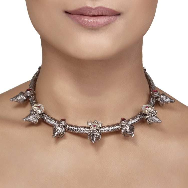 Kundan Spiked  Choker