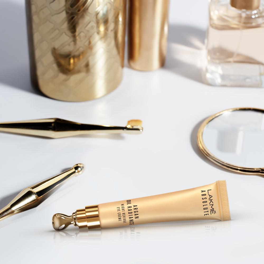 Lakme Abs Argan Oil Radiance Night Revival Eye Crème